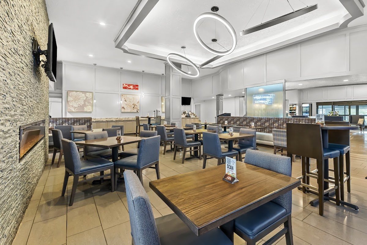 Tuscan Bistro By Soni's